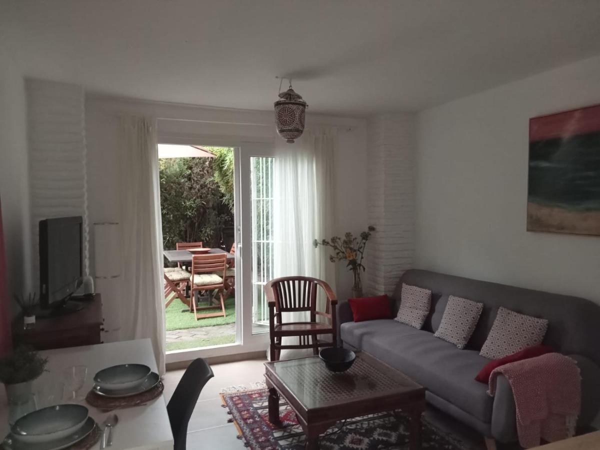 Dormir Entre Limones, Casa De Invitados En Vivienda Familiar Dos Hermanas Eksteriør bilde